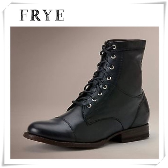 Frye Erin Cap Toe Lace Up Lug Work Boot Combat Boots